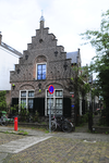 904745 Gezicht op de zijgevel van het huis Kerkstraat 73 te Utrecht, behorende tot het Speyaert van Woerdenshofje ...